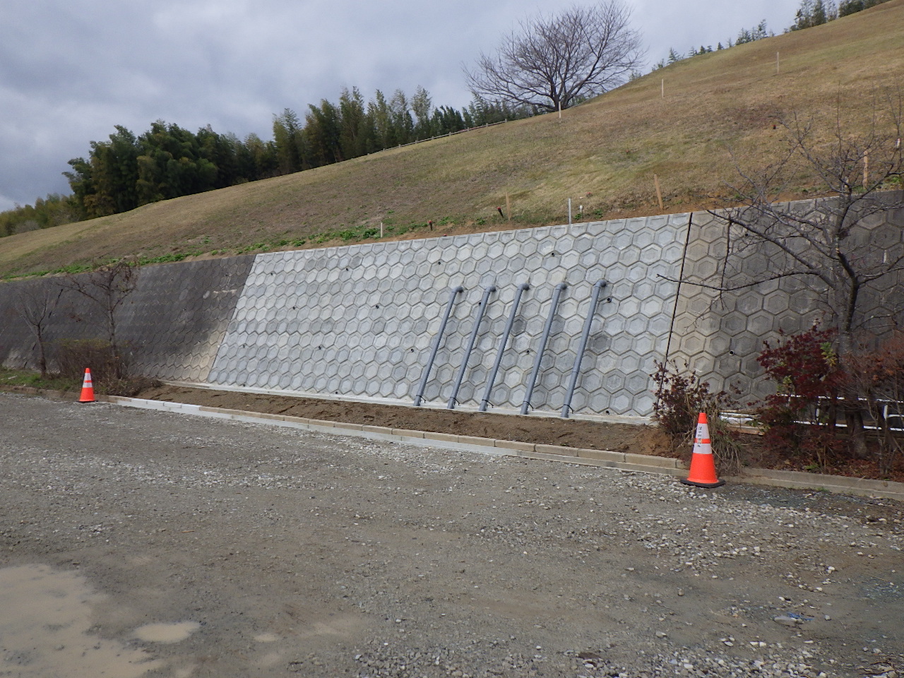 グリーンパーク香田法面崩壊対策工事