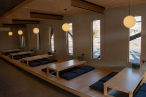 座敷_客なし